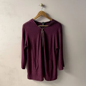 ByDesign Burgundy 3/4 Sleeve Gold Quarter Zip Hoodie EUC Size M